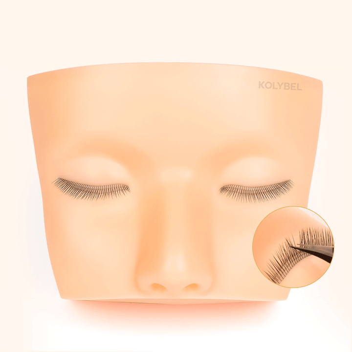 Practice mannequin head-kolybel